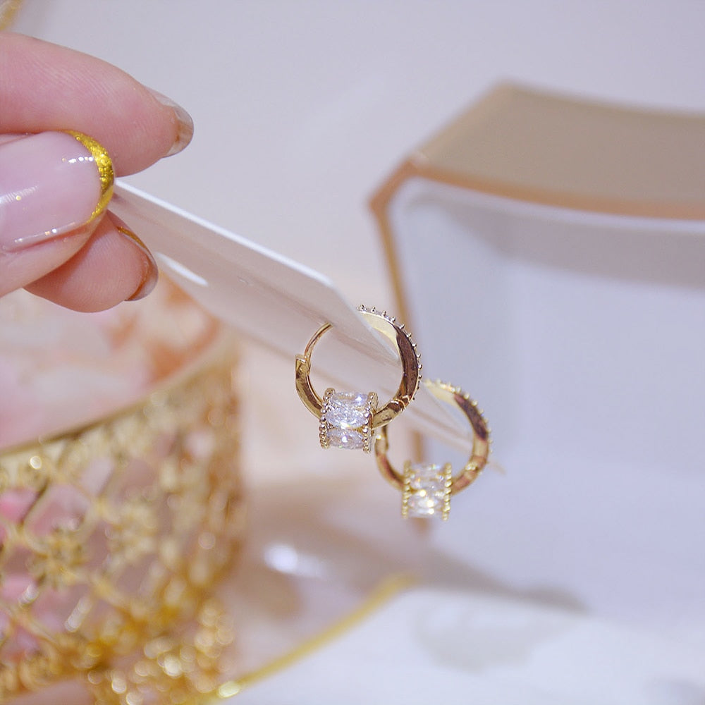 HI CLASS* Korean fashion good Luck earring for women high-Quality Rotatable bling zirconia clip